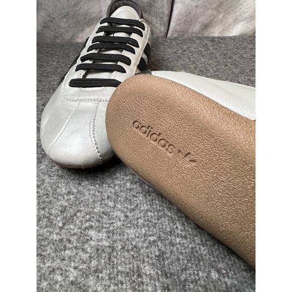 Adidas Originals Tokyo Women's Shoes in Silver Metallic/Core Black/Gum Size 10.5 - Picture 5 of 8